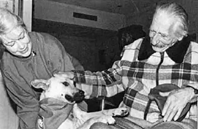 PUP (People United with Pets) program started to help people in crisis care for their pets