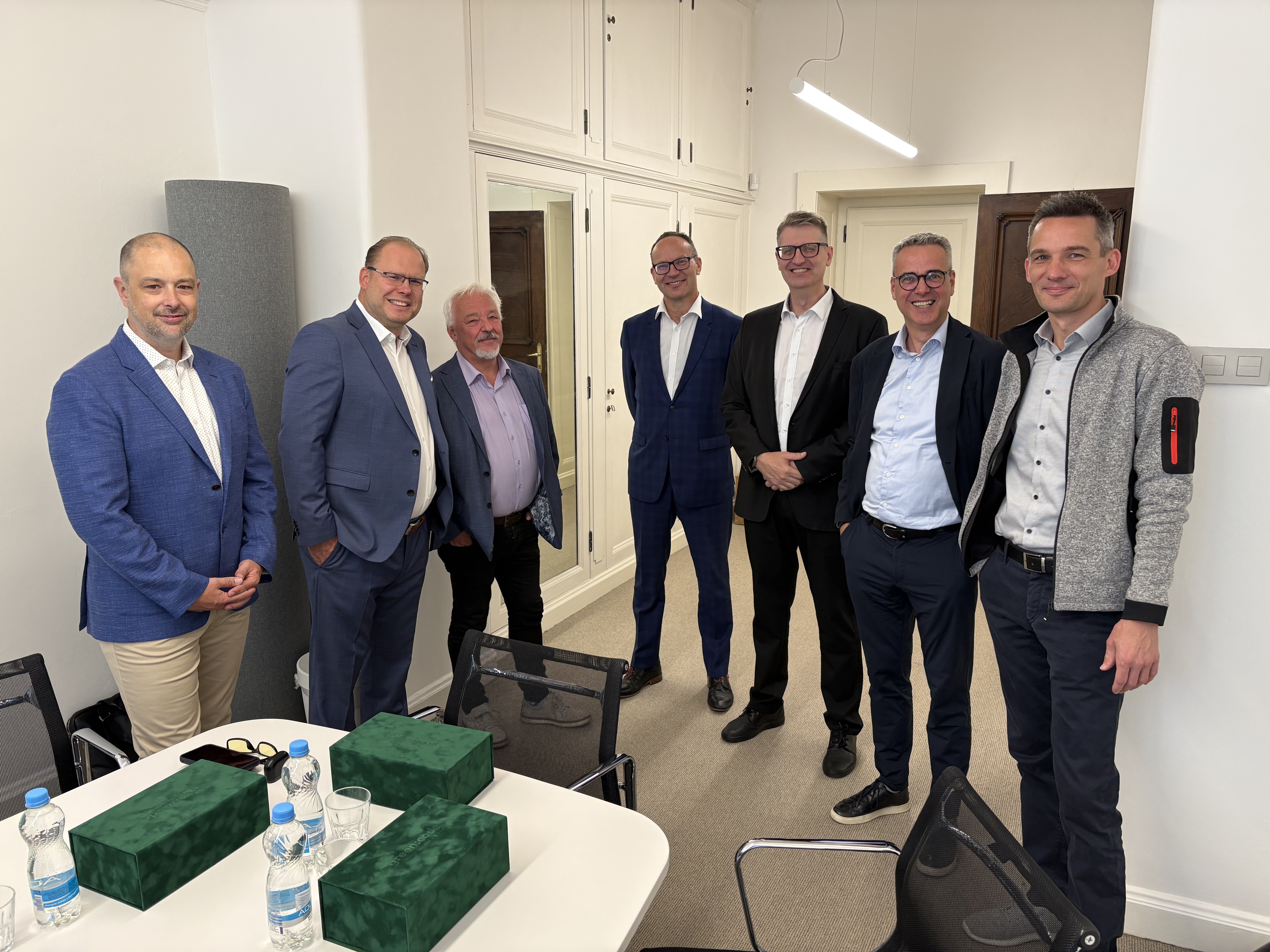 Green:Code Enters a New Era. Škoda Auto and Etnetera Sign a New Joint Venture Agreement
