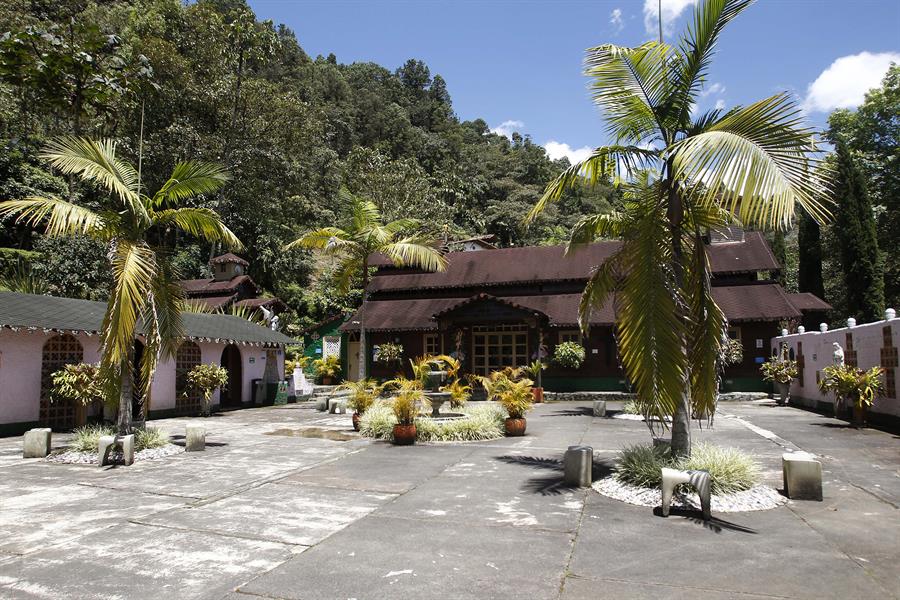 La Catedral: Pablo Escobar’s Luxury Prison and the Farce That Fooled Colombia