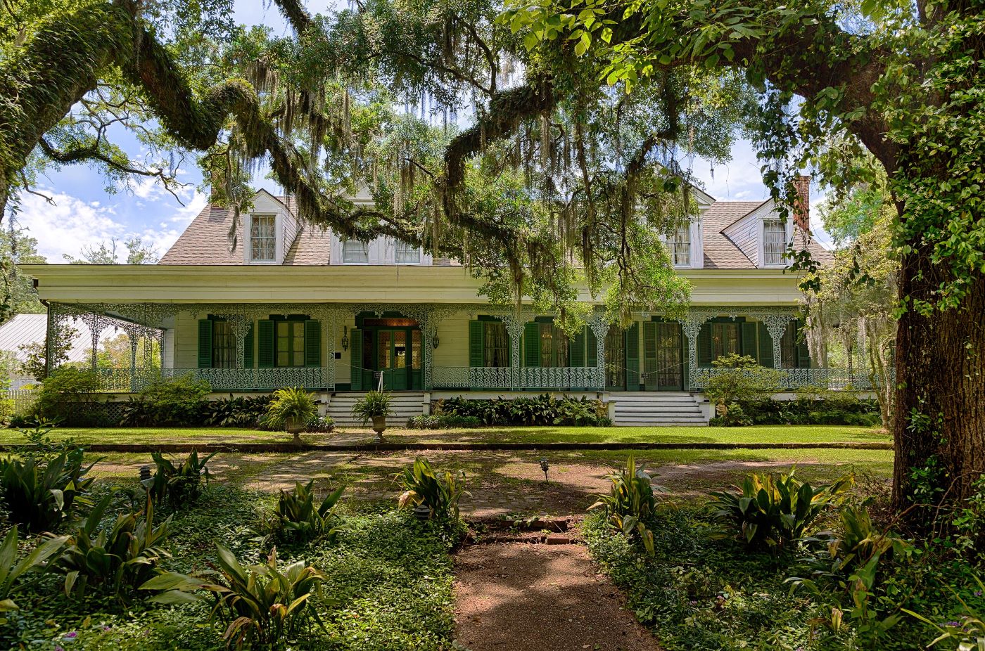 The Myrtles Plantation: America’s Most Haunted House