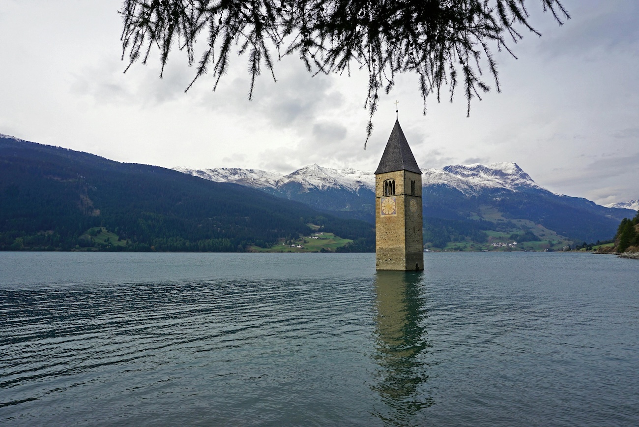 Lago di Resia: The 14th-Century Bell Tower Rising From the Italian Lake That Drowned Two Villages