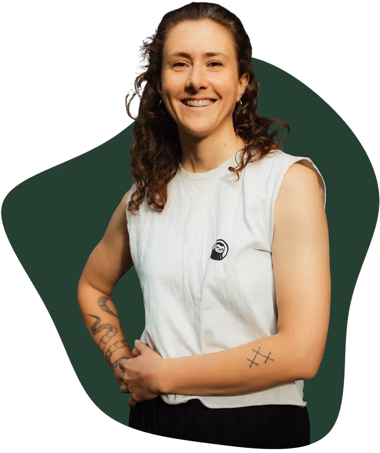 Portrait von Clara Lohmann, Trainerin für Internal Martial Arts beim Bewegungskollektiv Berlin