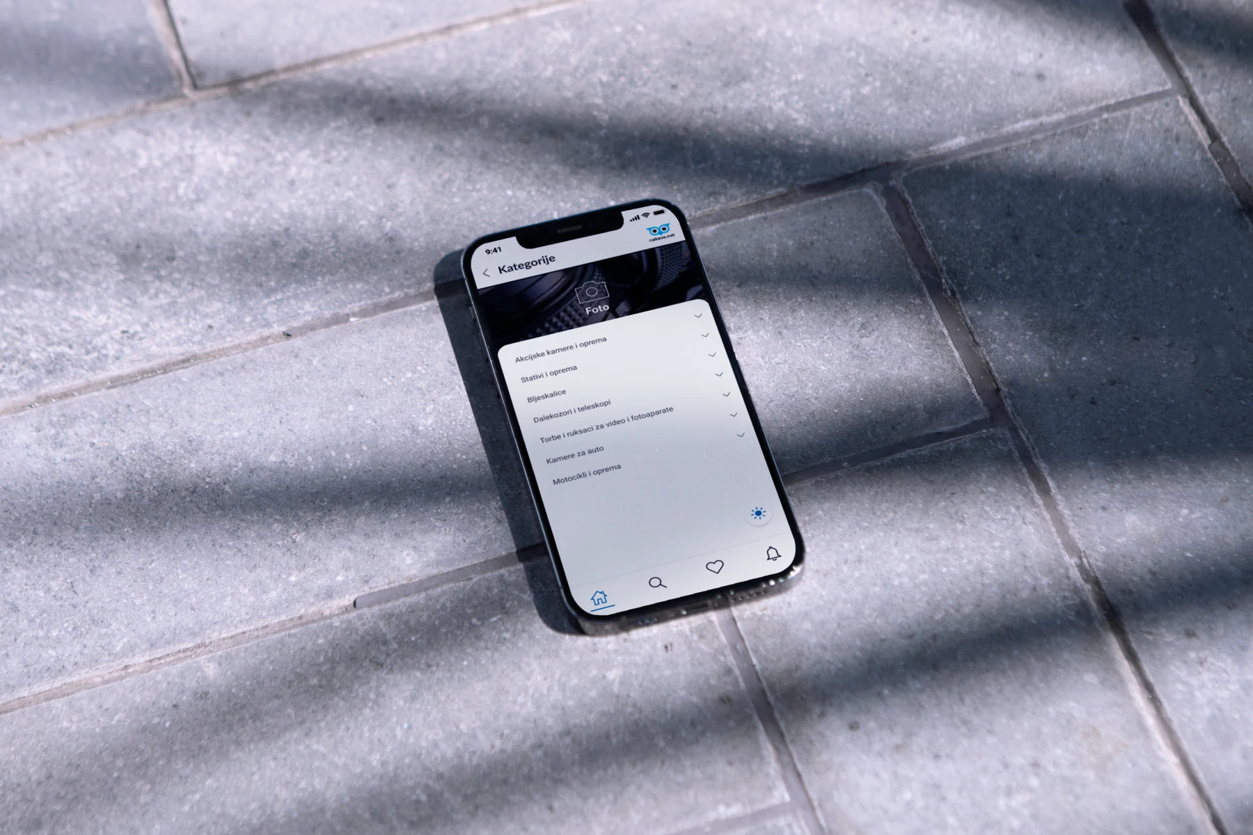Mobile screen of the Nabava.net app