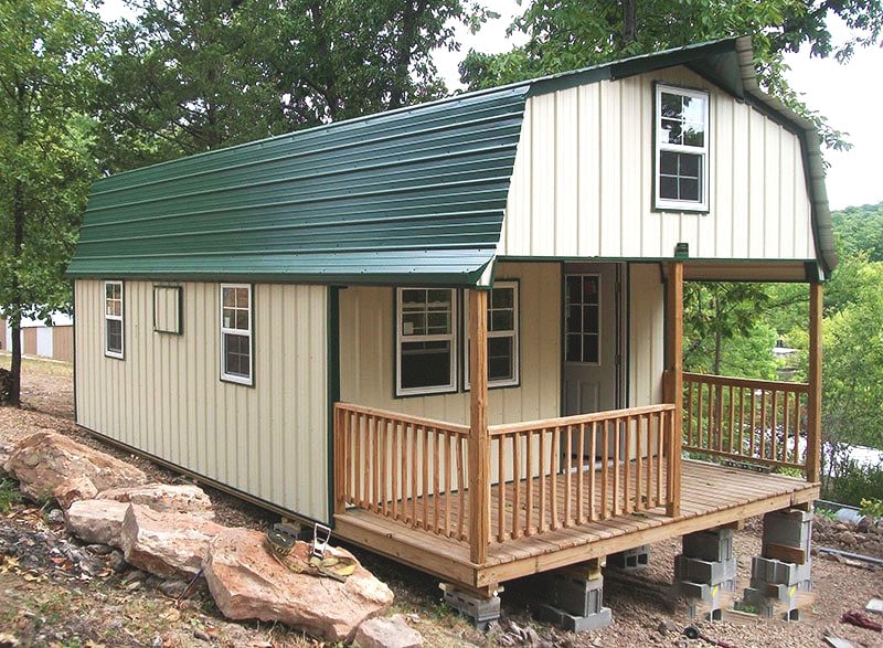 High barn cabin side view with windows in Missouri