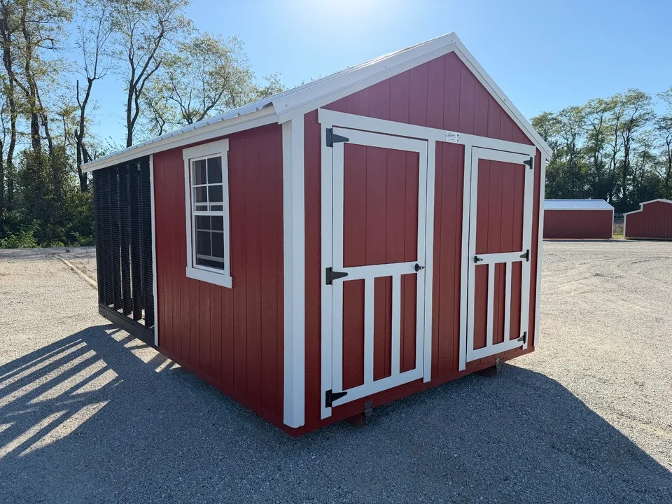 Painted Chicken House 10 x 16
