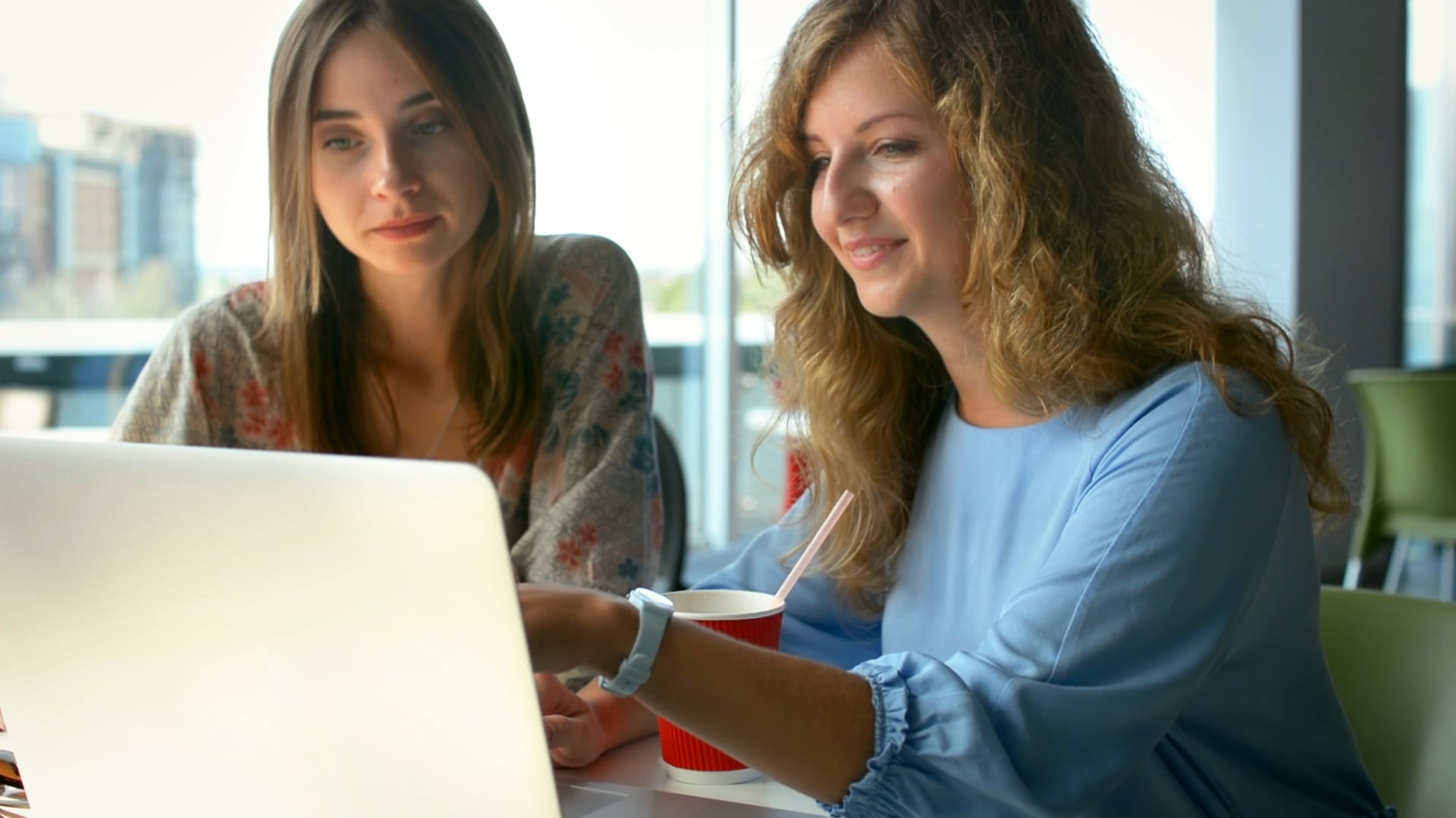 Thumbnail of the video titled "SharePoint news targeting sizzle"