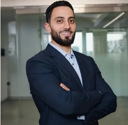 Dr Mostafa Maita at Dynasty Health Pain Center Tempe