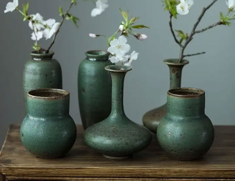 Intermediate Ceramics: Throwing Vase Forms (3-week class)