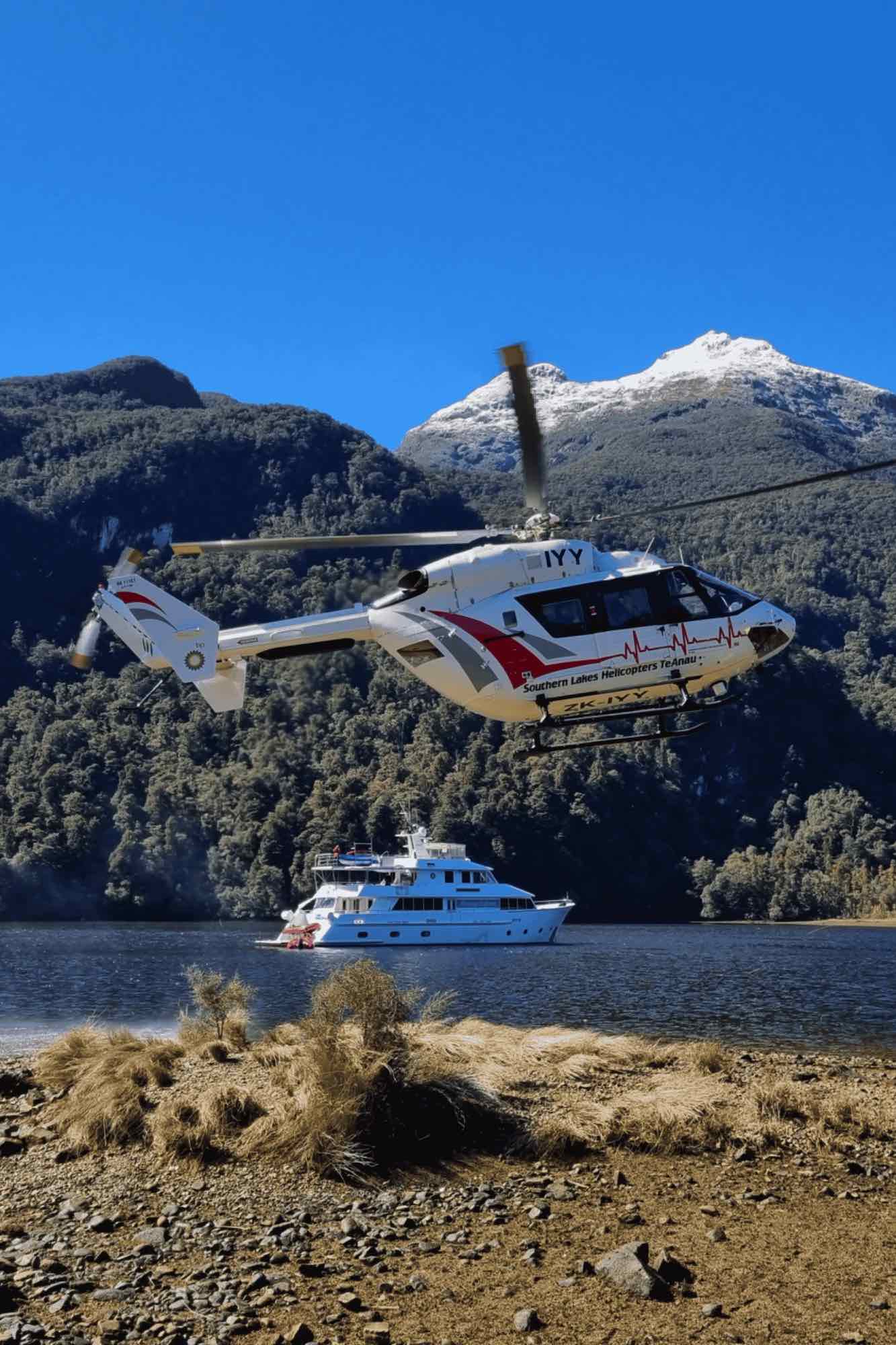 Private helicopter Dusky Sound Cruise | Bloomoon DMC luxury travel