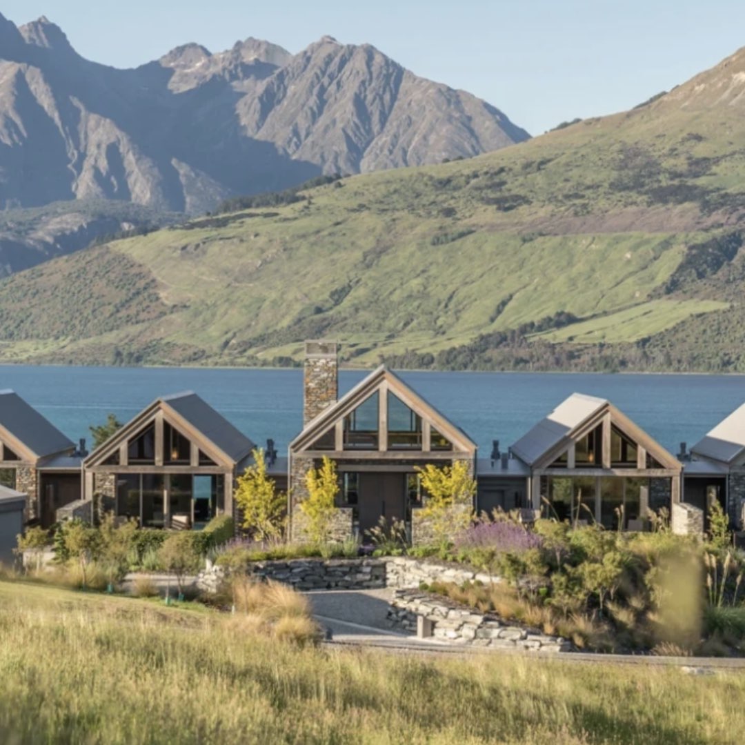 Accommodation Blanket Bay Queenstown New Zealand | Bloomoon DMC luxury travel