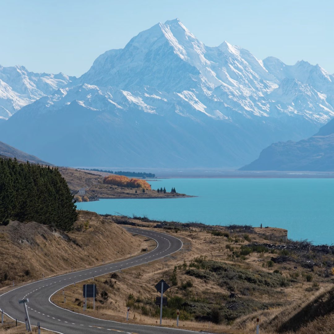 Scenic Drive Mt Cook New Zealand | Bloomoon DMC luxury travel