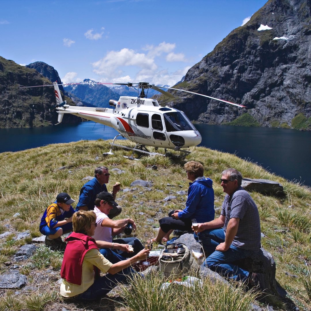 Helicopter Picnic Mt Quill New Zealand | Bloomoon DMC luxury travel
