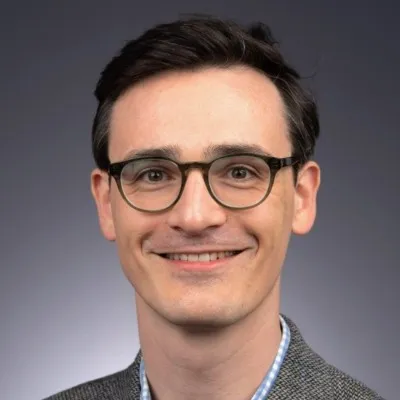 [headshot] image of customer (for a real estate tech)