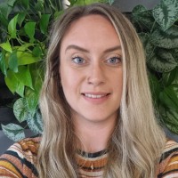 [headshot] image of customer (for a bars & pub)