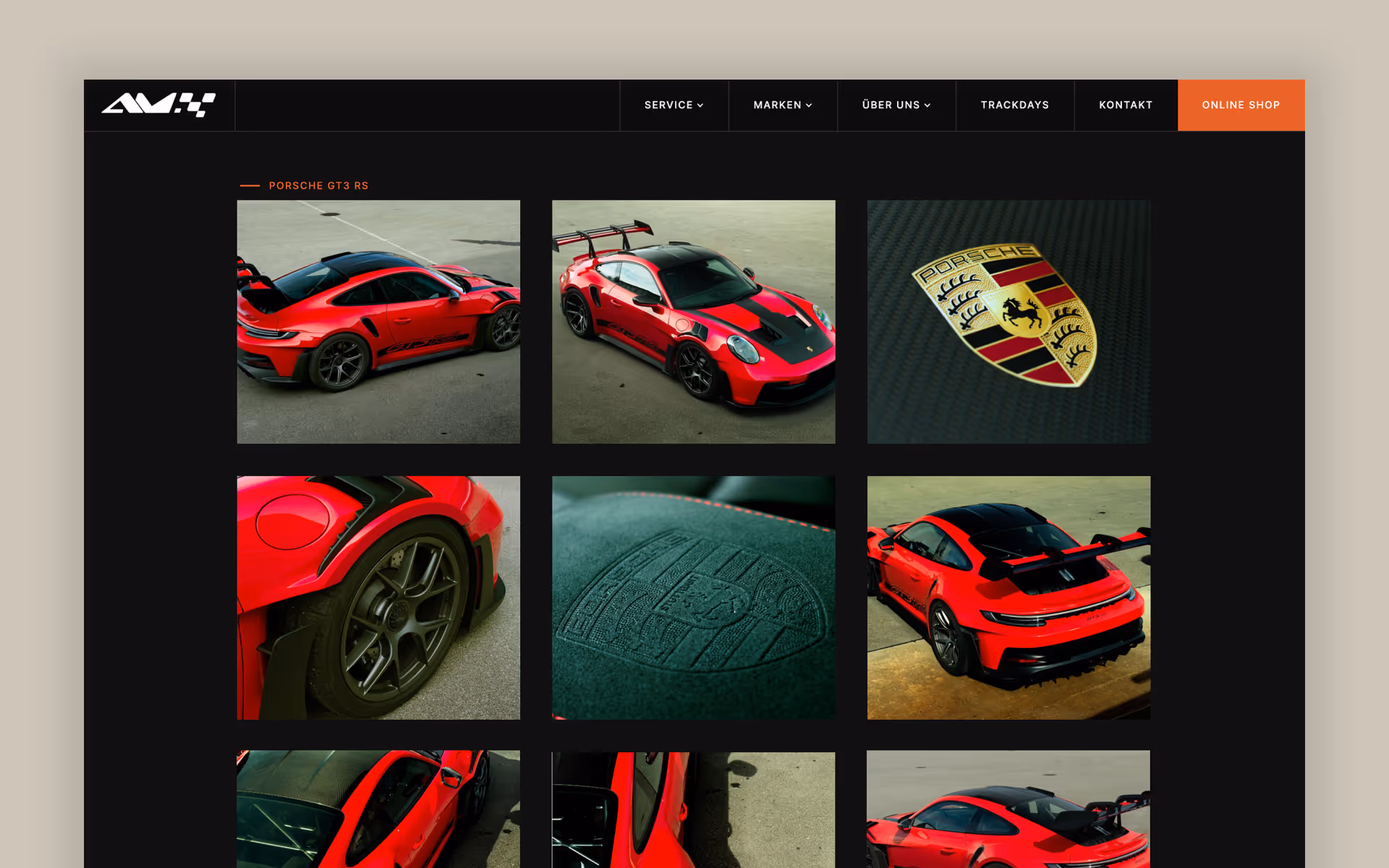 Mehrere Bilder eines roten Porsche GT3 RS mit schwarzem Dach, Nahaufnahme von Emblemen, Felgen und Fahrzeugdetails.