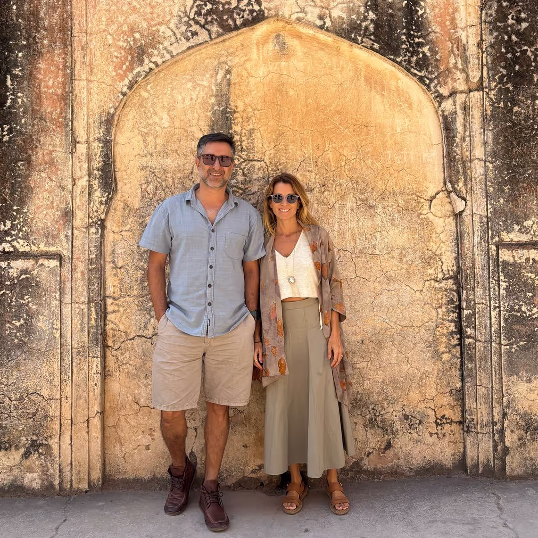 Depoimentos. Nossos amigos: conectando vidas além das viagens. Agência de Viagens Thais Tours.