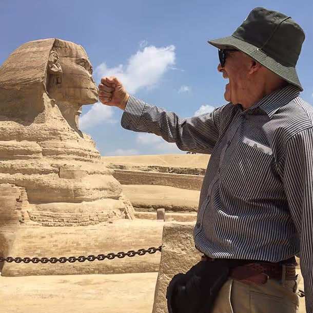 Depoimentos. Nossos amigos: conectando vidas além das viagens. Agência de Viagens Thais Tours.