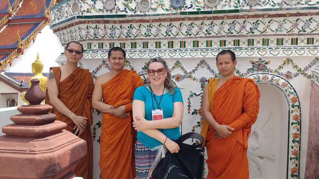 Depoimentos. Nossos amigos: conectando vidas além das viagens. Agência de Viagens Thais Tours.