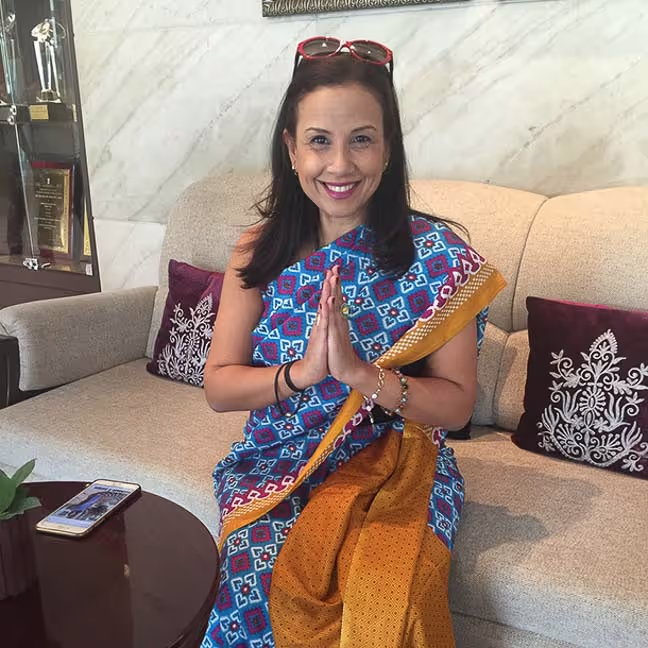 Depoimentos. Nossos amigos: conectando vidas além das viagens. Agência de Viagens Thais Tours.