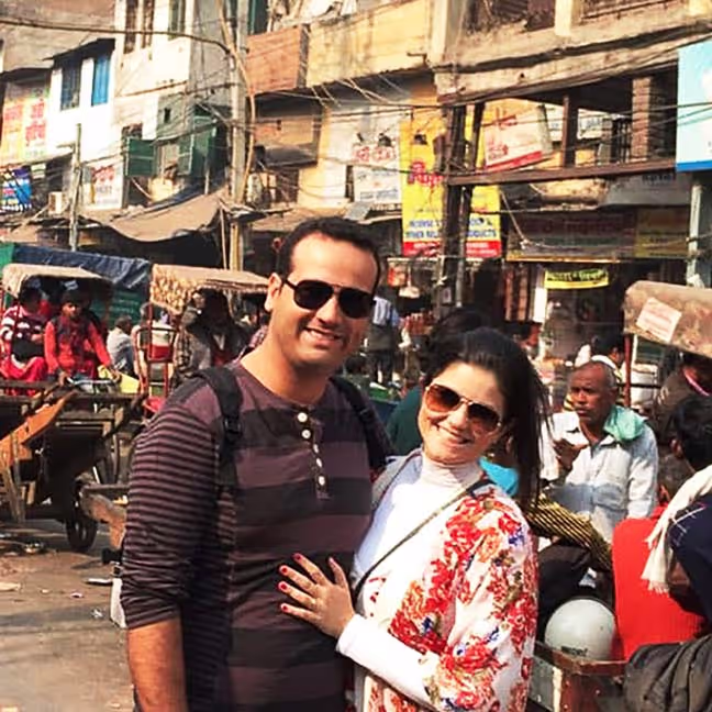 Depoimentos. Nossos amigos: conectando vidas além das viagens. Agência de Viagens Thais Tours.