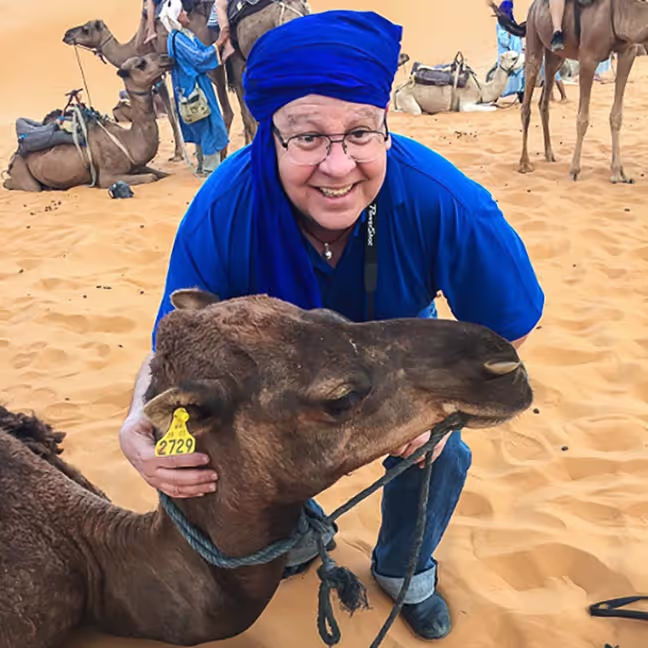 Depoimentos. Nossos amigos: conectando vidas além das viagens. Agência de Viagens Thais Tours.