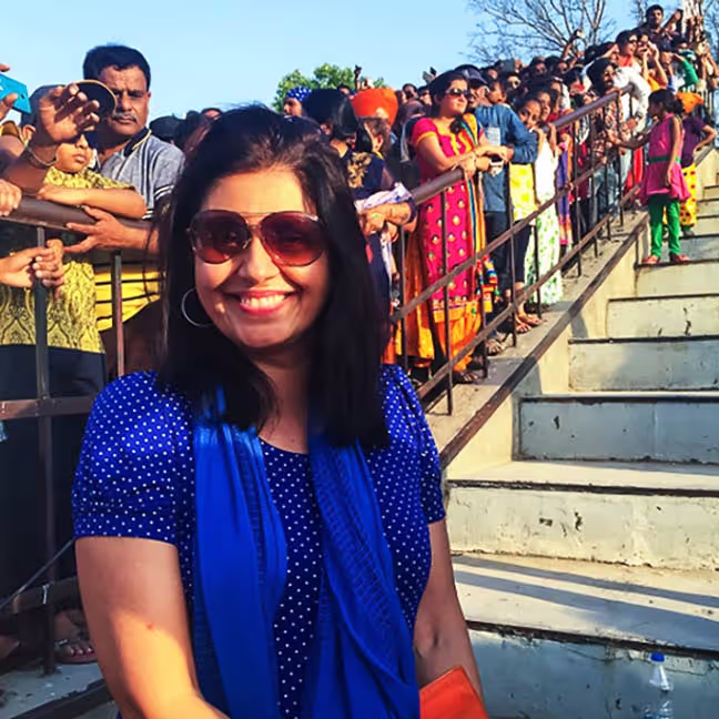 Depoimentos. Nossos amigos: conectando vidas além das viagens. Agência de Viagens Thais Tours.