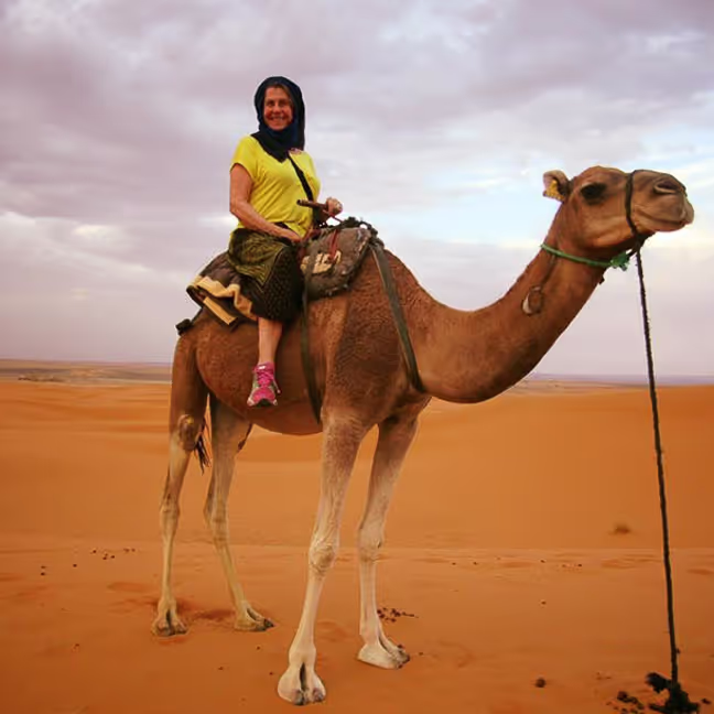 Depoimentos. Nossos amigos: conectando vidas além das viagens. Agência de Viagens Thais Tours.