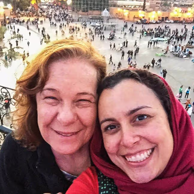 Depoimentos. Nossos amigos: conectando vidas além das viagens. Agência de Viagens Thais Tours.