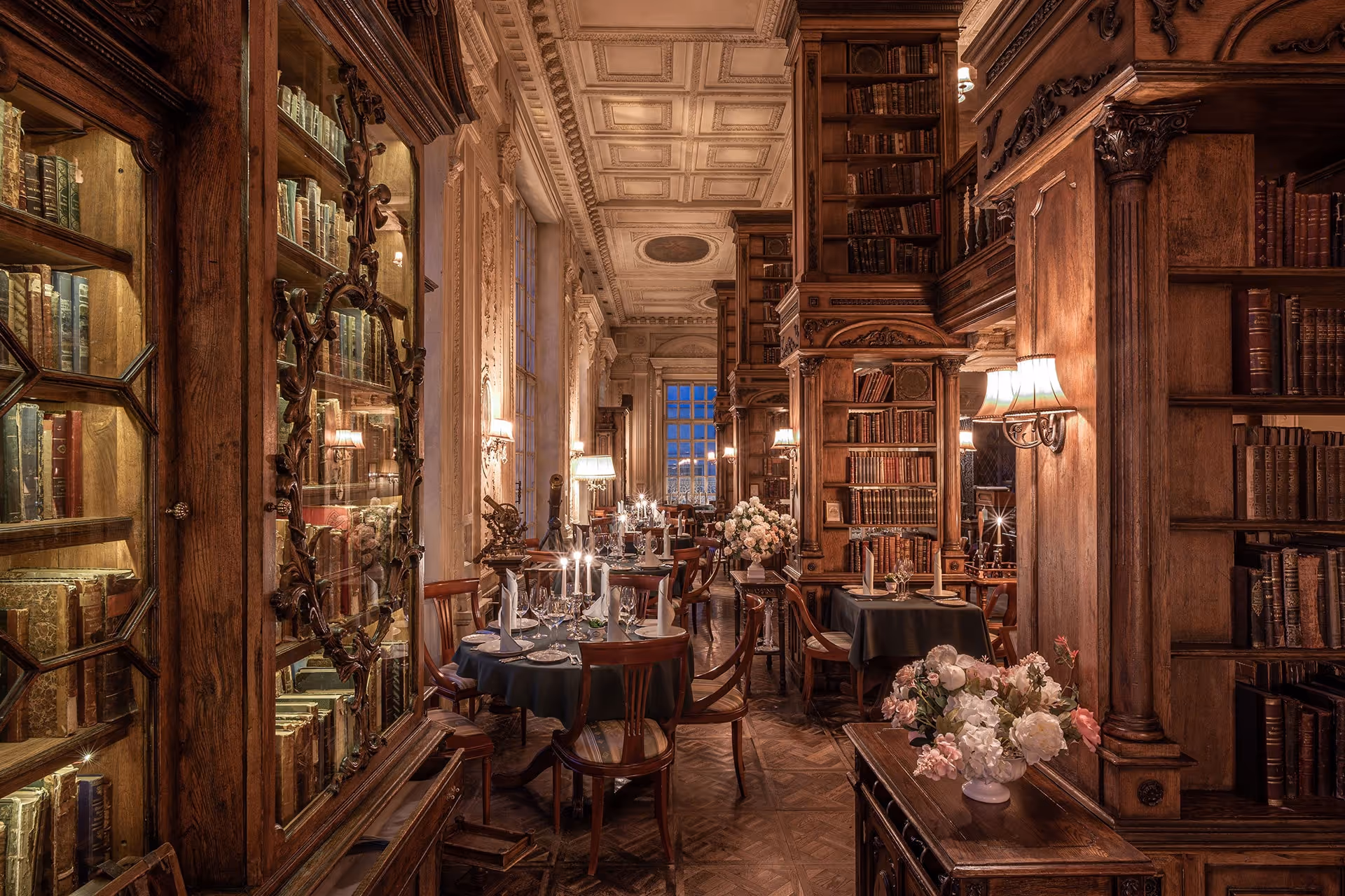 Viagens em grupo. Agência de Viagens Thais Tours.