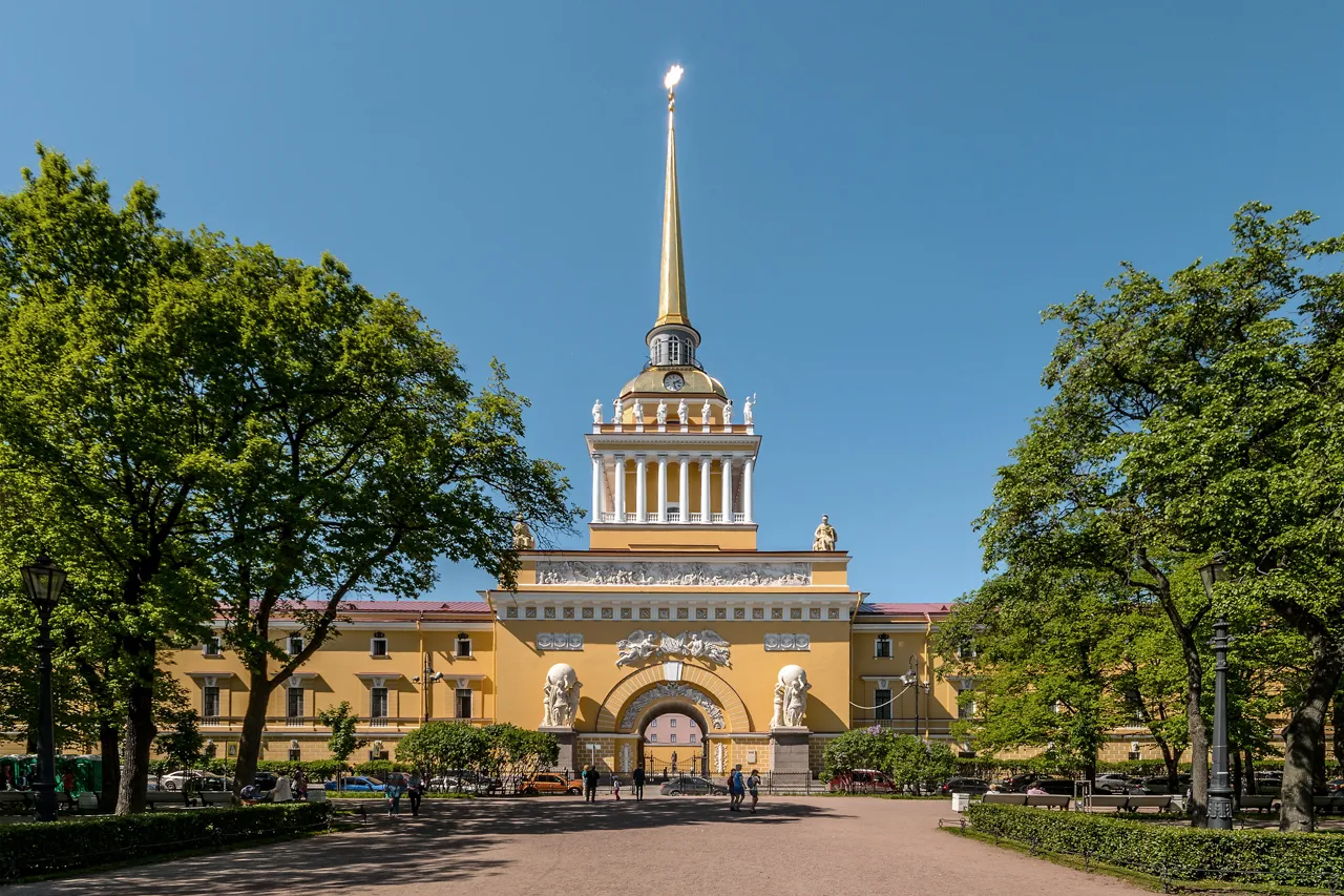 Viagens em grupo. Agência de Viagens Thais Tours.