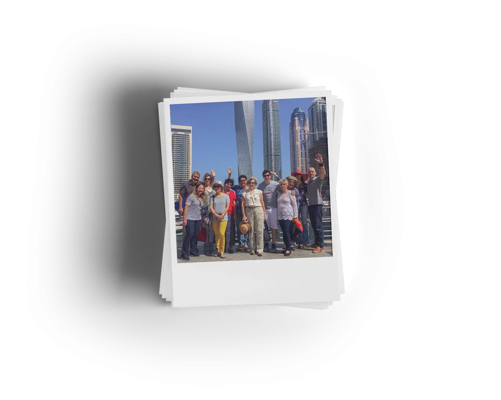 Egito e Emirados Árabes Unidos. Cliente satisfeito compartilha sua experiência de viagem organizada pela Thaís Tours, agência de viagens de São Paulo, Brasil.