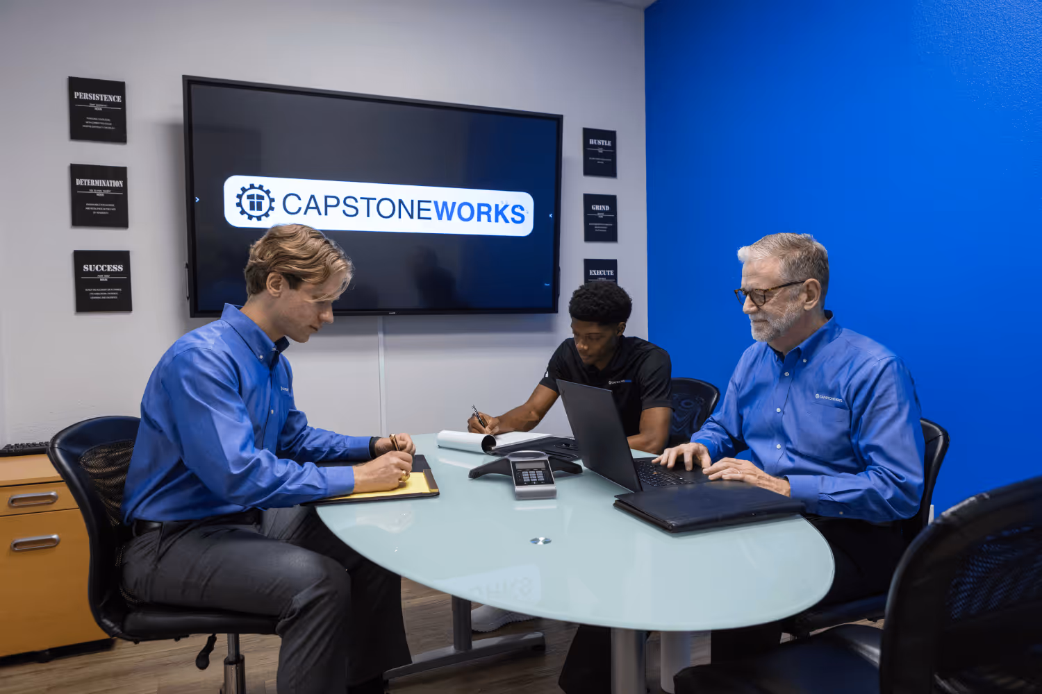 Cedar Park business owner meeting with local IT support Cedar Park provider to discuss technology challenges and security.