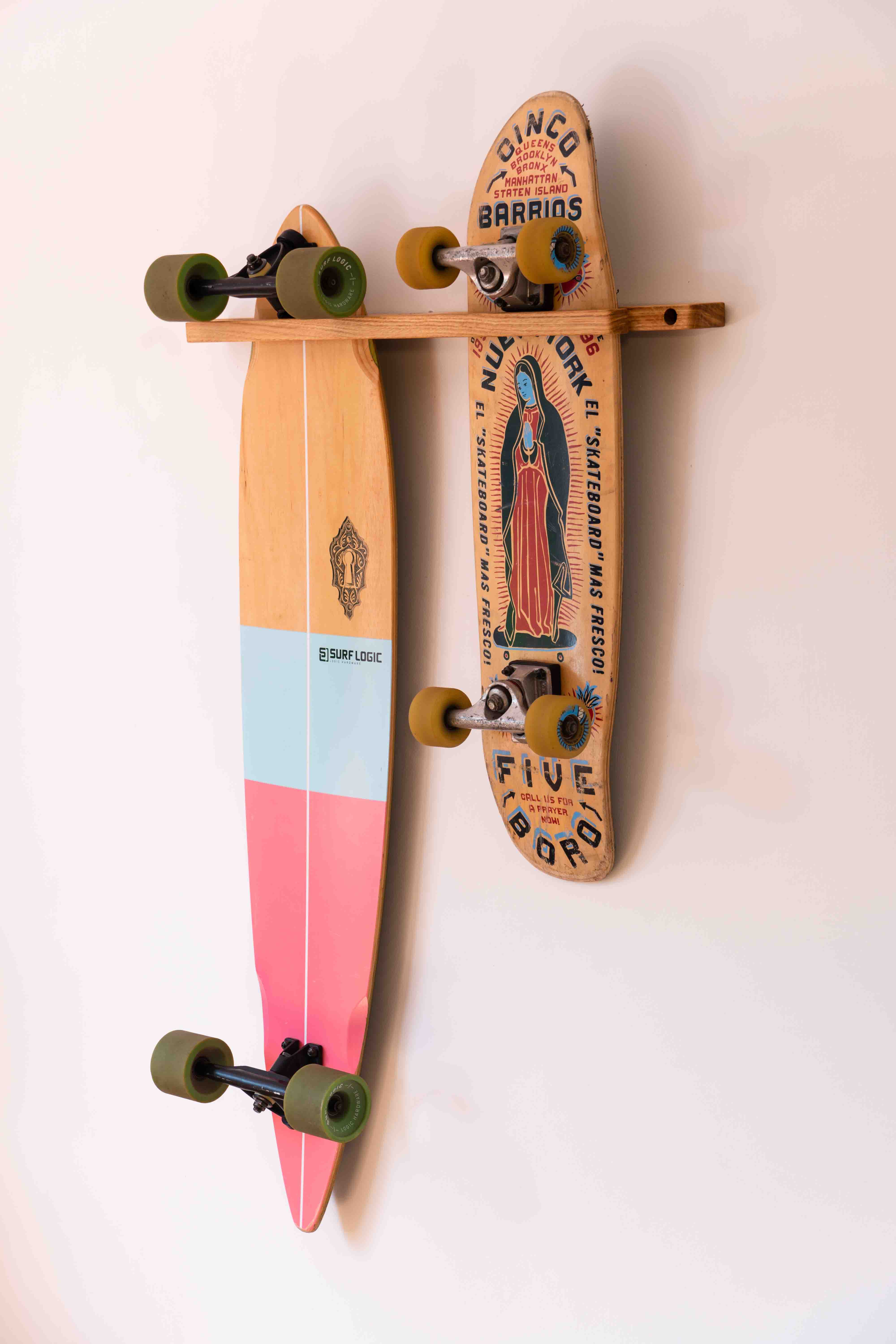 How to hang two skateboard vertically