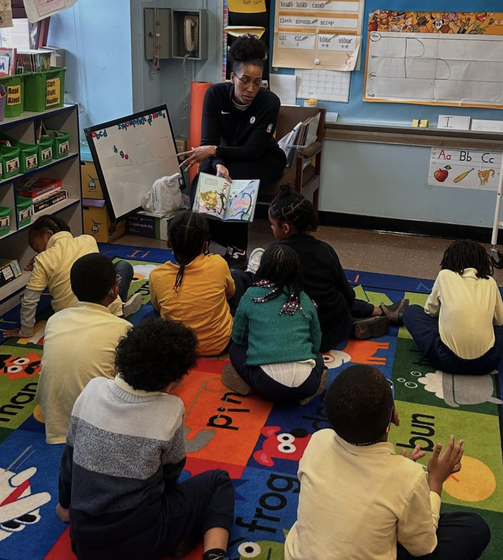 Teacher teaching students