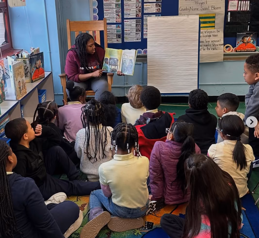 teacher teaching