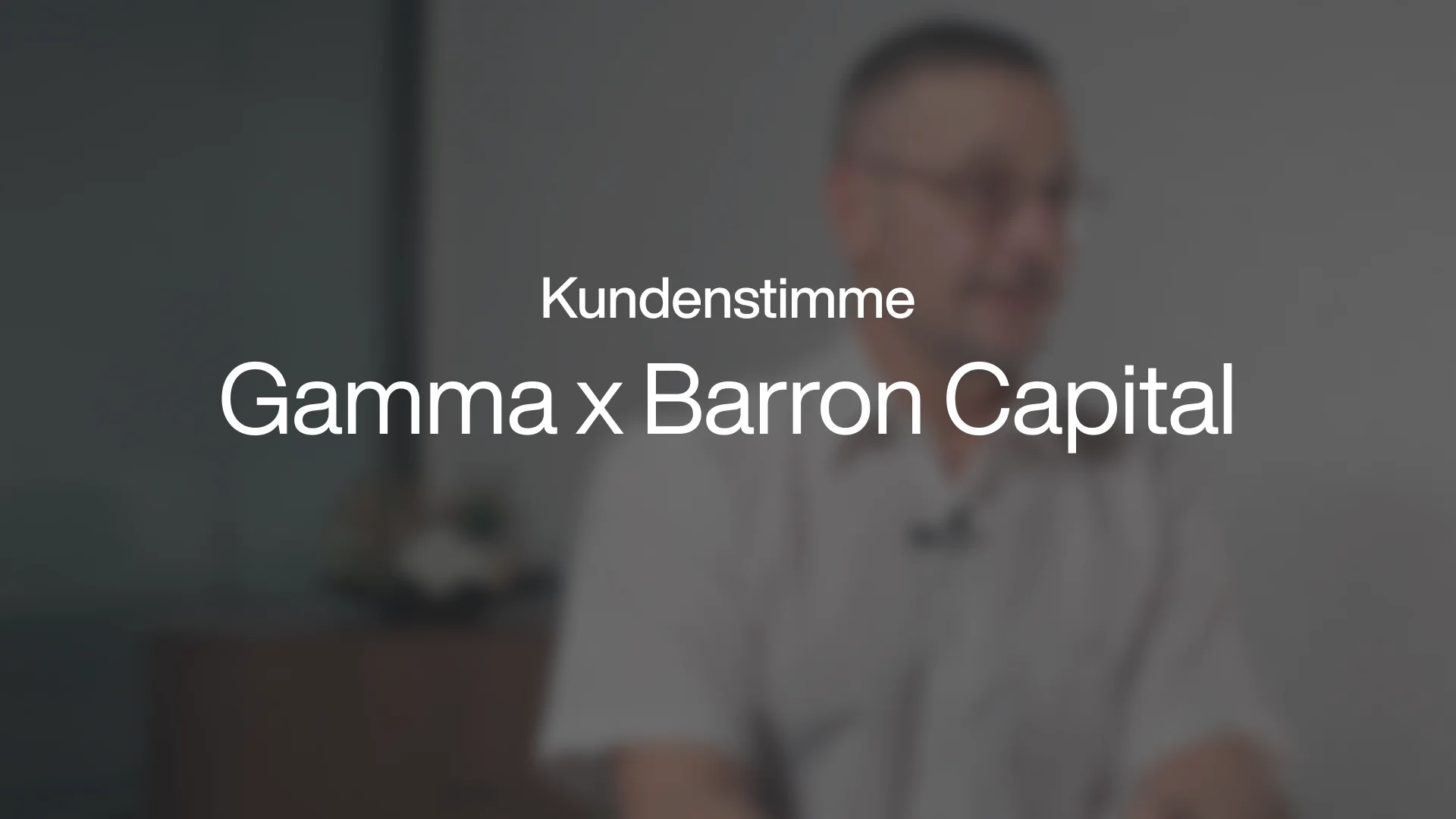 Vorschaubild mit Person Rechts