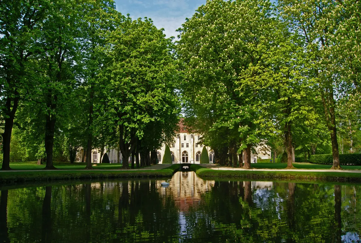Parc et canal de l'Abbaye de Royaumont à Asnières-sur-Oise