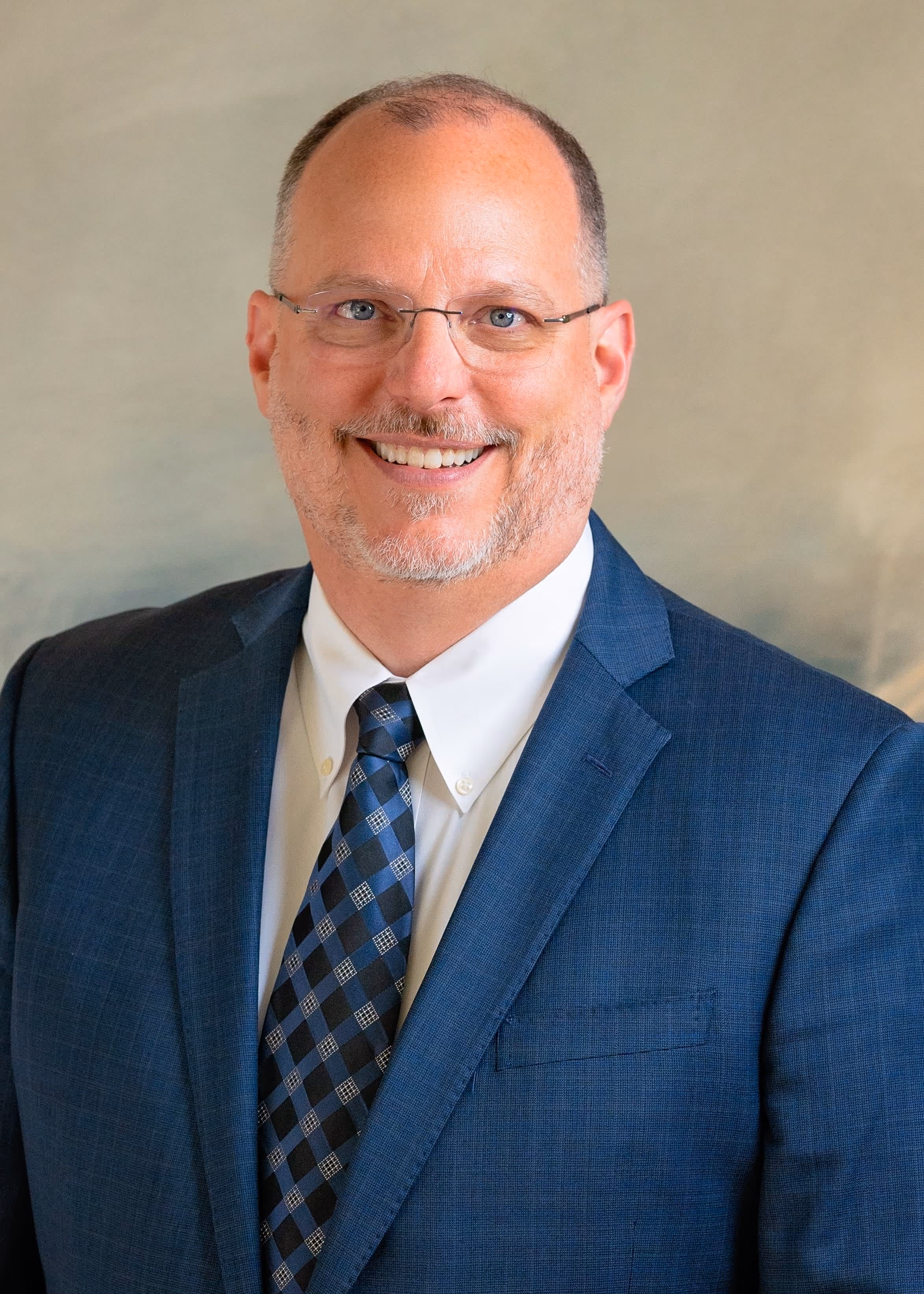 Headshot of Matthew Shoemaker