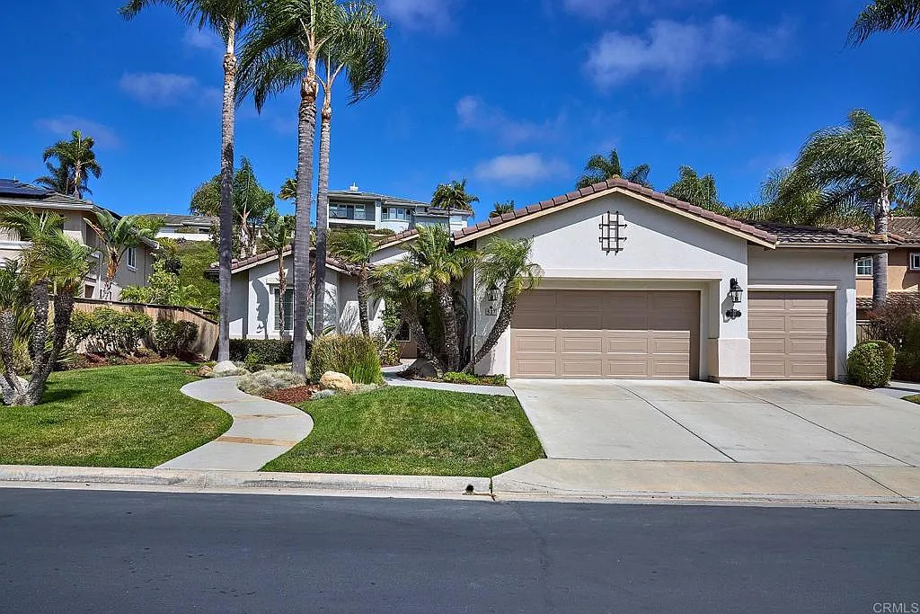 517 Hidden Ridge Ct