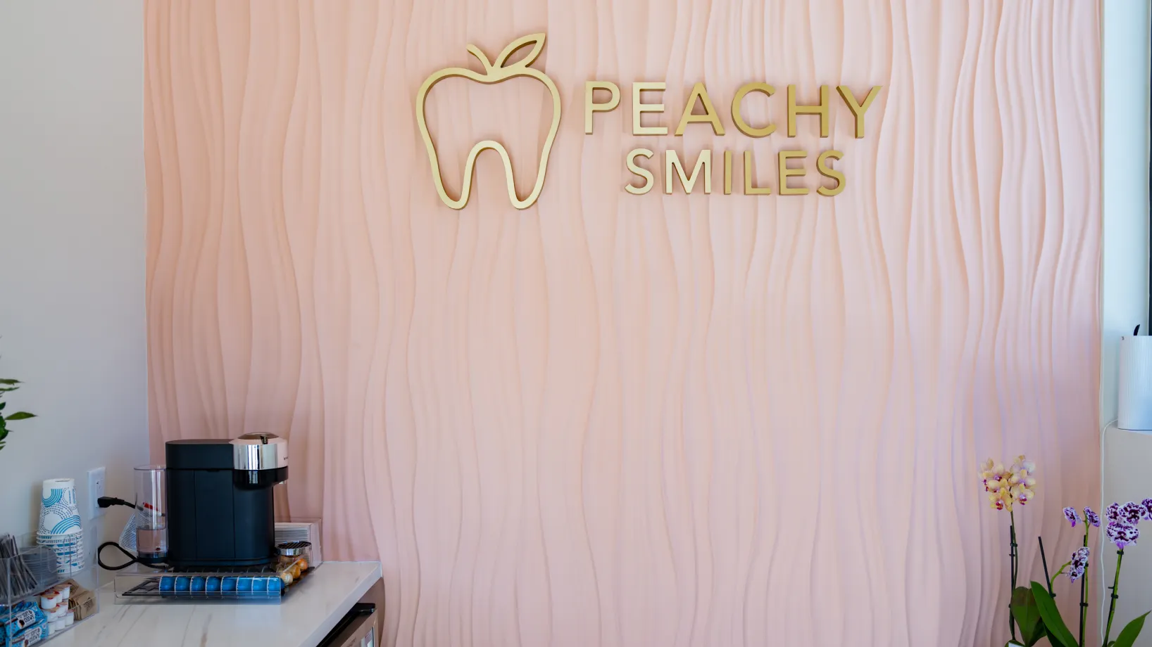 Peachy Smiles 