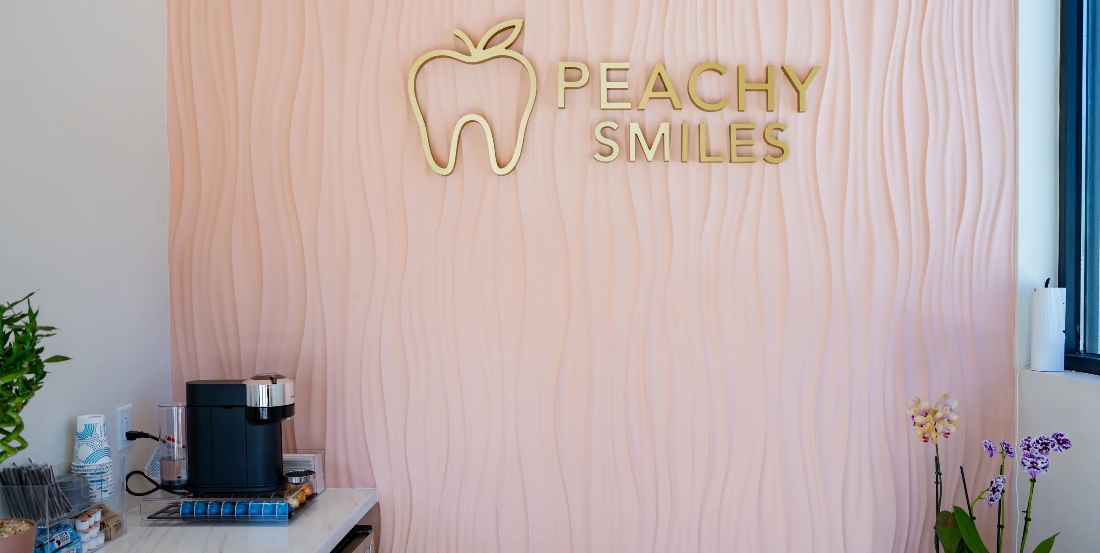 Peachy Smiles 