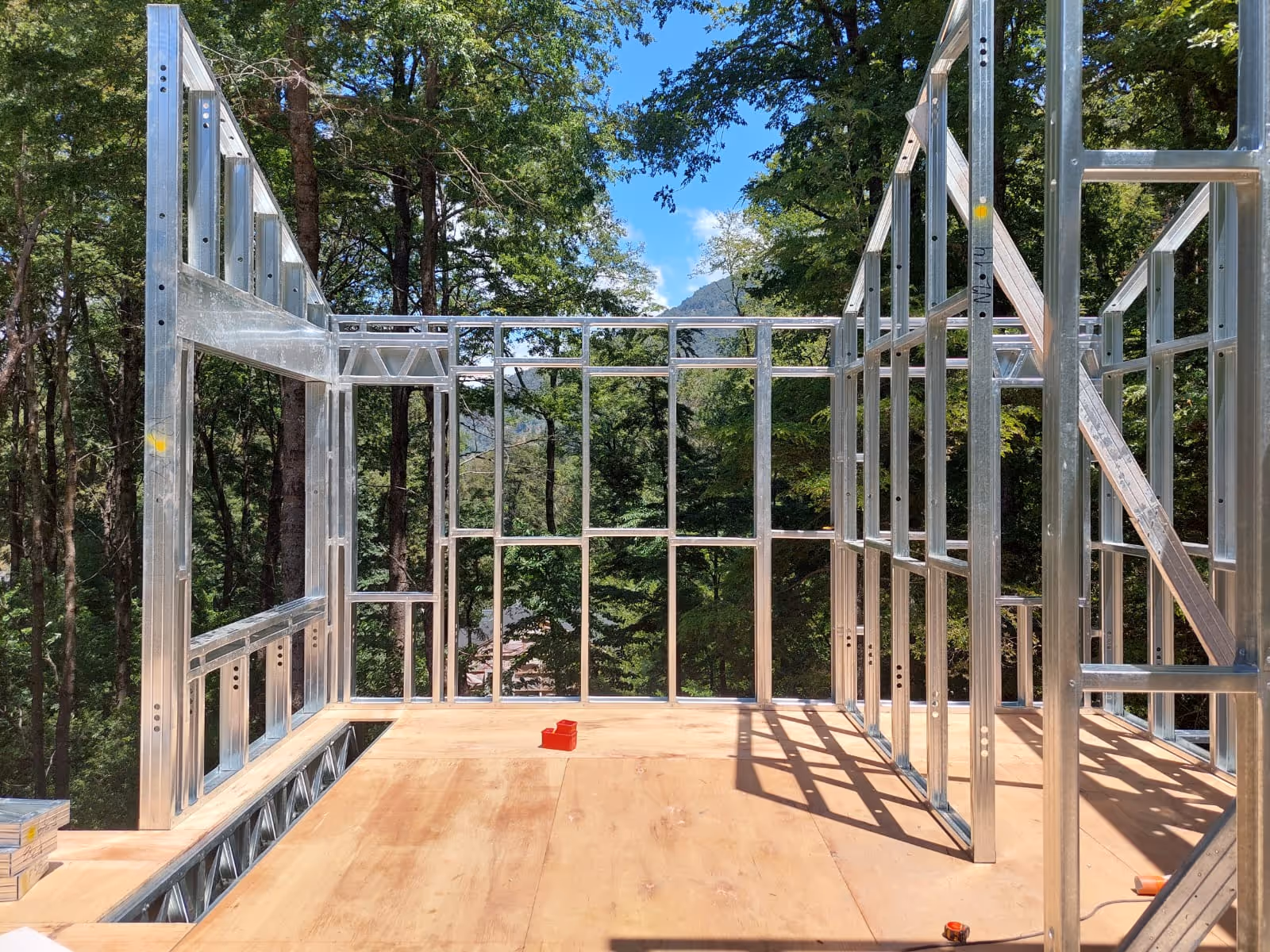 Why Residential Developers Are Shifting to Steel Framing—And Why You Should Too