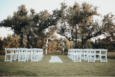 Cabin rentals in Austin Texas for weddings and private events