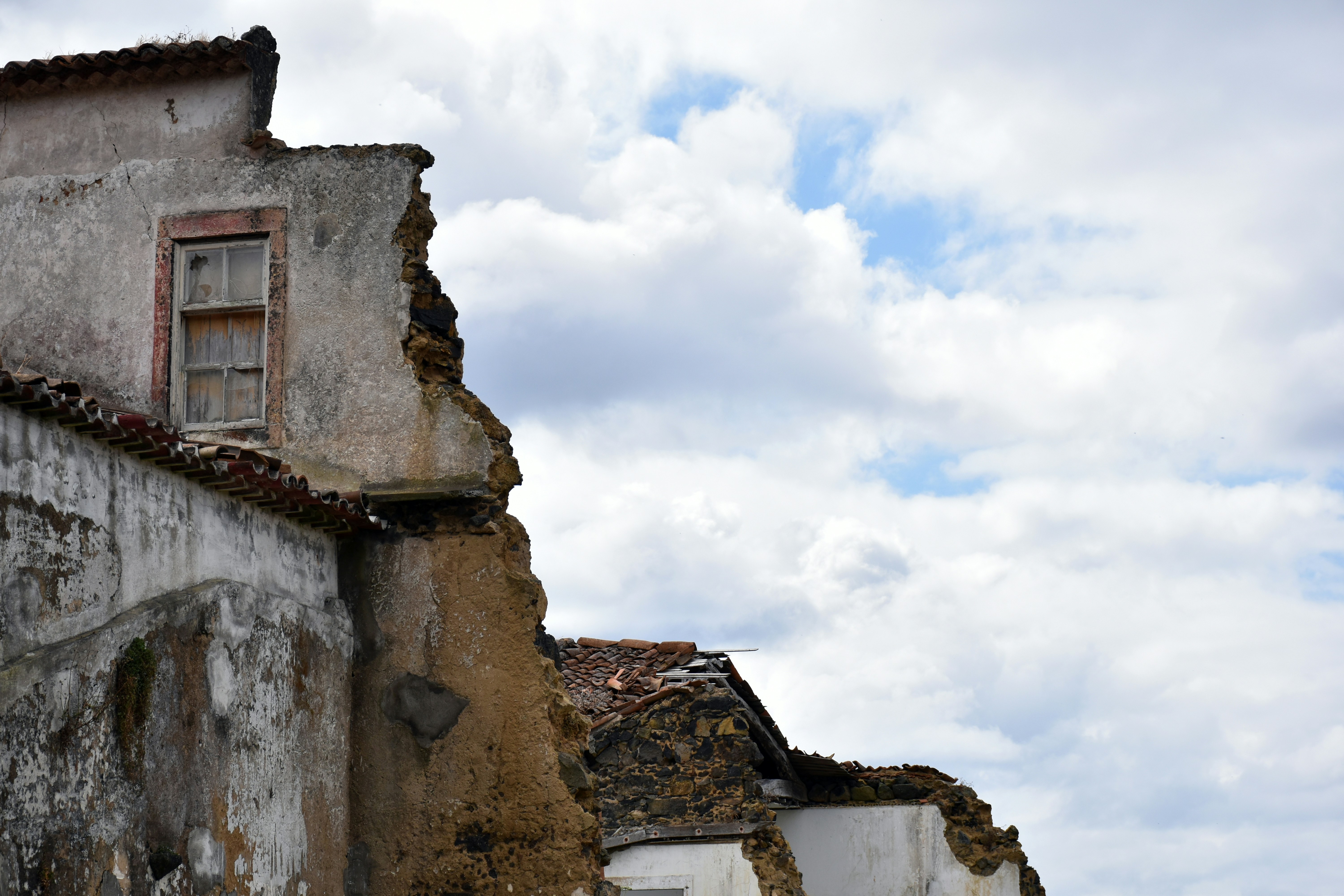Building after an earthquake