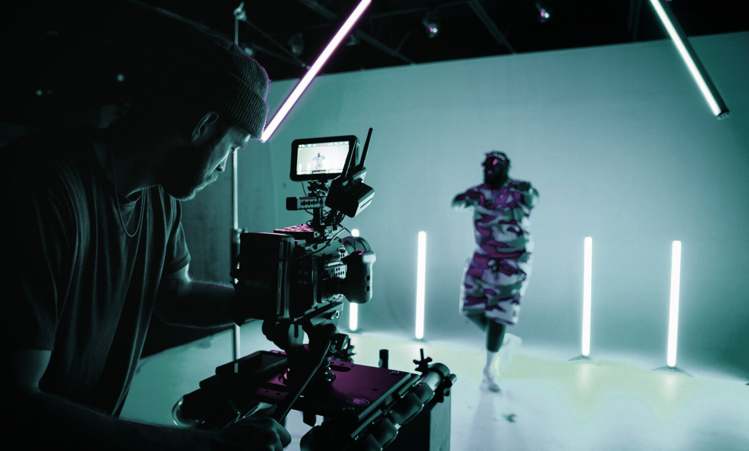 How to build an affordable pro studio for your videos