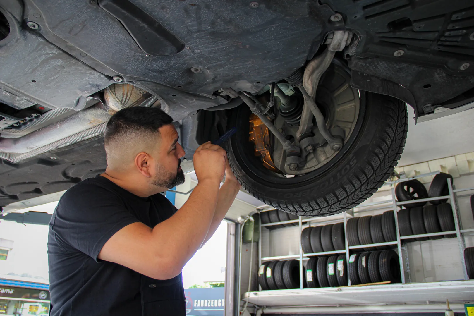 ÖZ-Fahrzeugtechnik Biel Fotoshooting