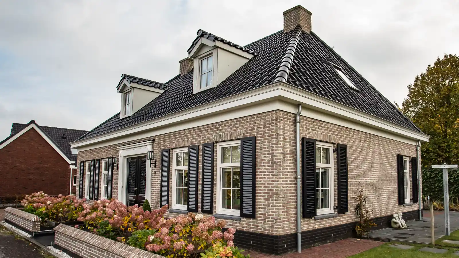 Klassieke notariswoning met twee dakkapellen