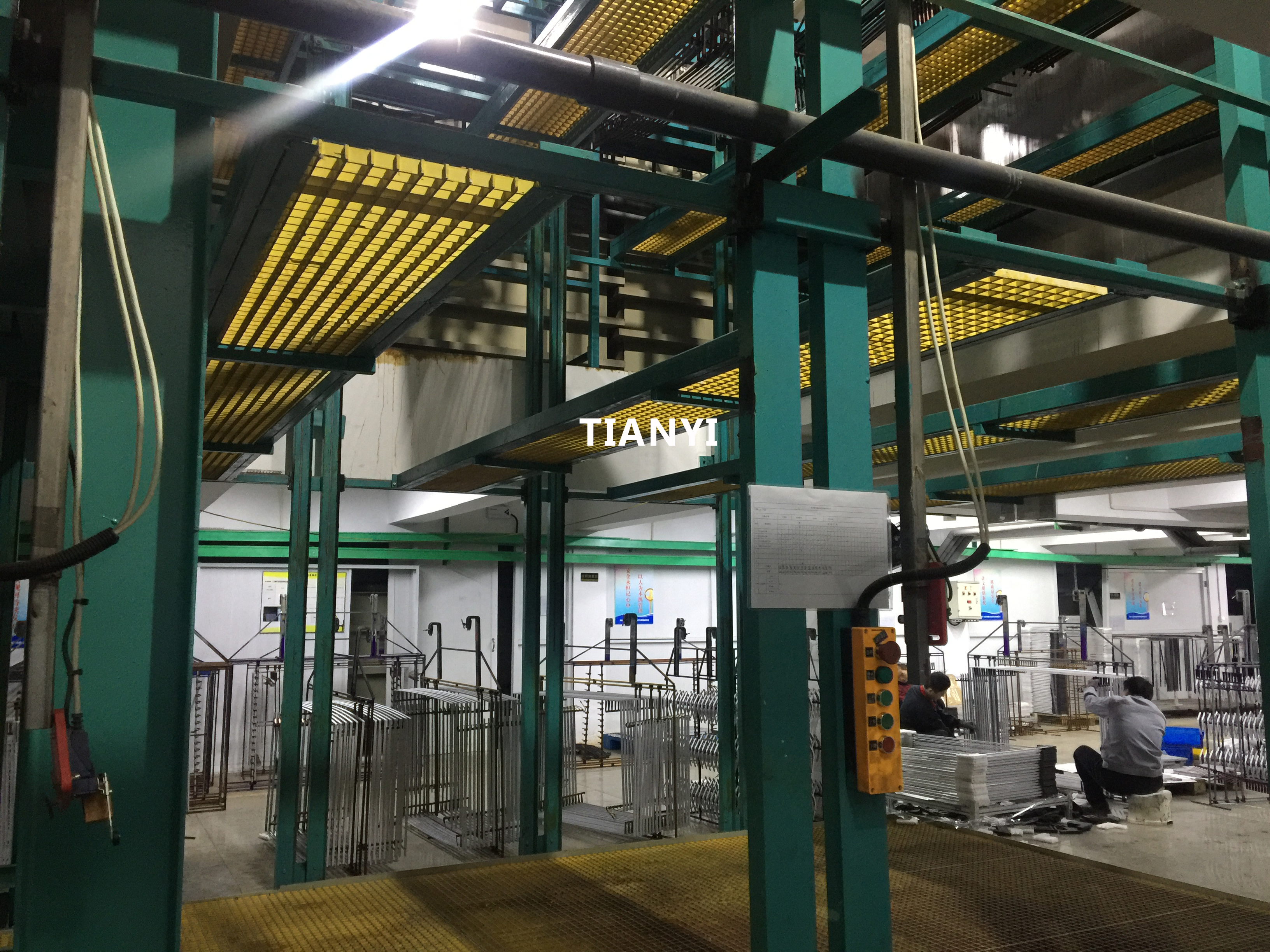 Automatic anodizing line