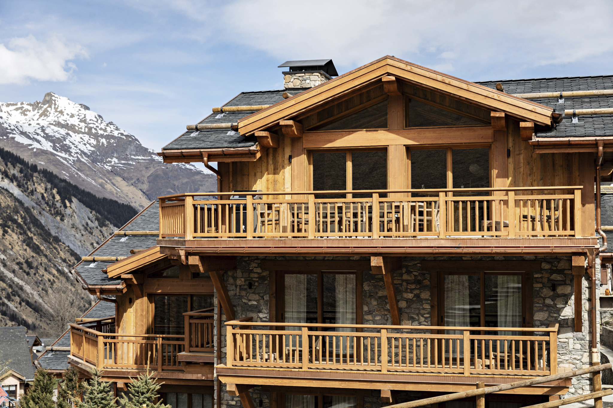 Saint-Martin-de-Belleville en été pour un séjour de luxe à la montagne