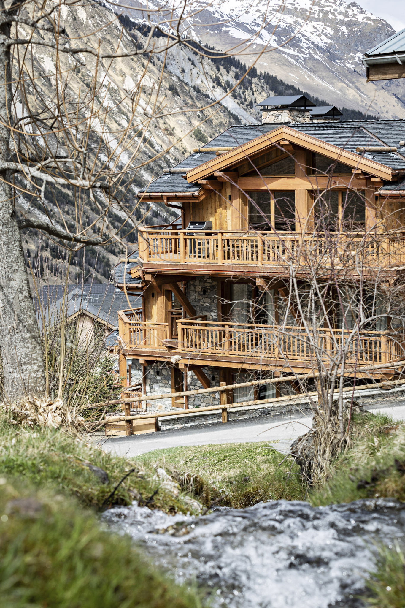 Chalet avec vue sur la montagne aux 3 Vallées proche de Val Thorens